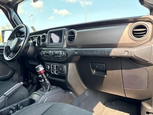 Used 2020 Jeep Wrangler Unlimited Sport AWD/4WD image 24