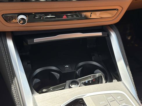 Used 2025 BMW M440i RWD image 23