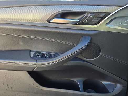 Used 2018 BMW X3 M40i image 13