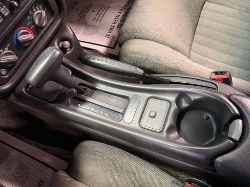 Used 1995 Pontiac Firebird Formula RWD image 31
