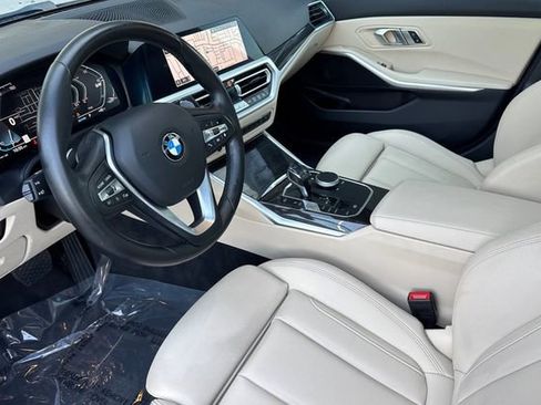 Used 2021 BMW 330i Sedan w/ Driving Assistance Package image 10