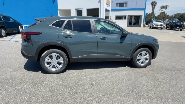 New 2026 Chevrolet Trax LS w/ Driver Confidence Package FWD image 30