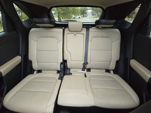 Used 2020 Ford Escape Titanium w/ Titanium Premium Package 2.0 image 21