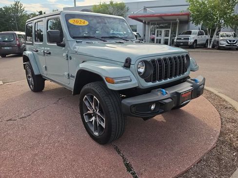 Used 2024 Jeep Wrangler Unlimited w/ Convenience Group AWD/4WD image 7