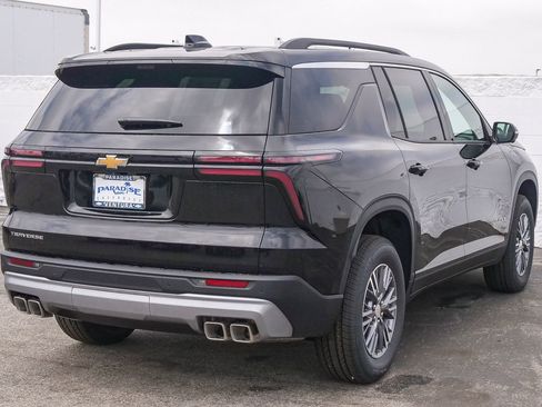 New 2026 Chevrolet Traverse LT w/ Driver Confidence Package FWD image 11