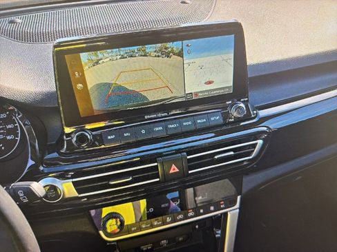 Certified 2023 Kia Seltos EX image 6