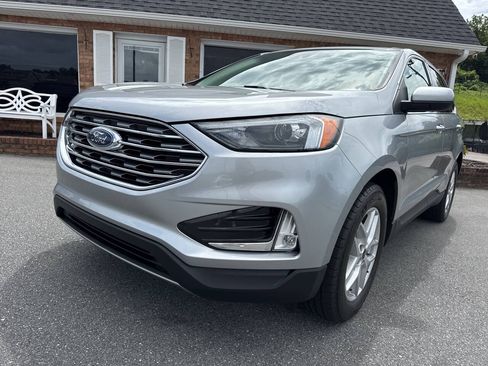 Used 2023 Ford Edge SEL w/ Convenience Package AWD/4WD image 4