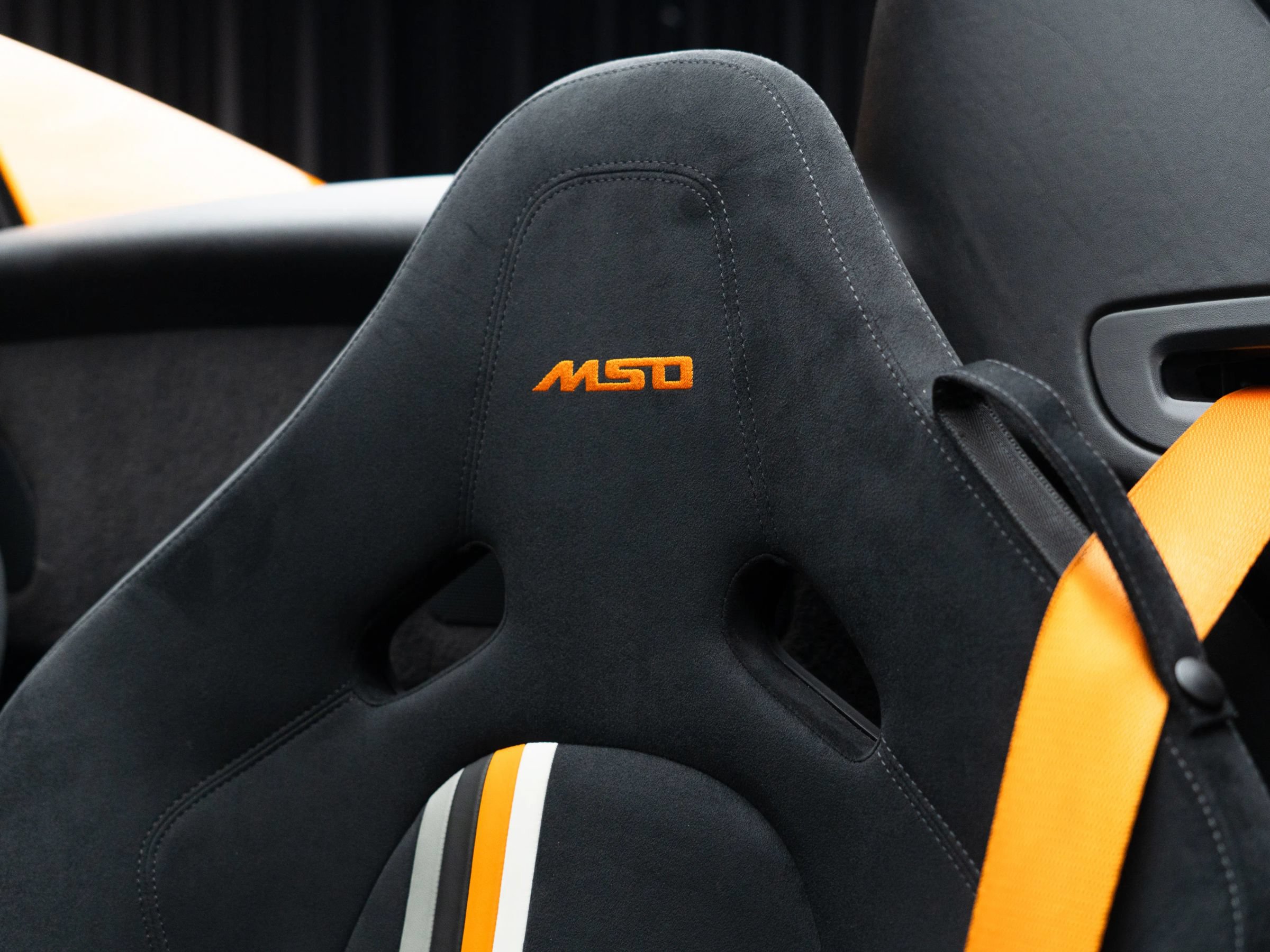 Used 2019 McLaren 570S Spider RWD image 40