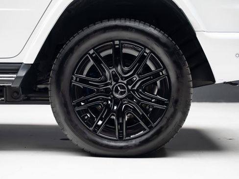 Used 2025 Mercedes-Benz G 580 w/ EQ Technology image 21