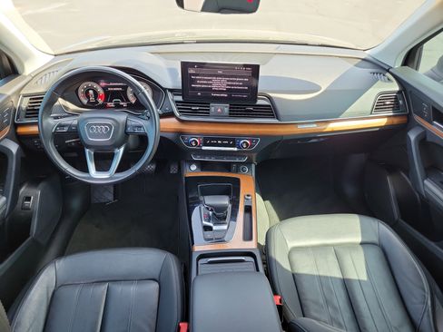 Used 2021 Audi Q5 Premium Plus image 13