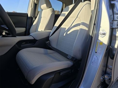 New 2026 Honda HR-V LX image 24