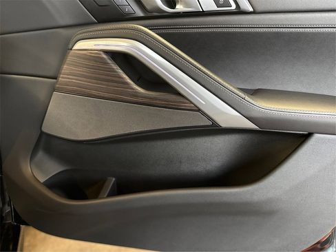 Used 2024 BMW X6 xDrive40i image 27