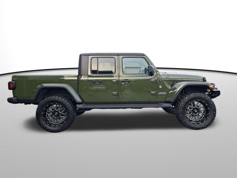 Used 2023 Jeep Gladiator Overland w/ Cold Weather Group image 7