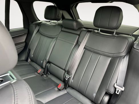 Used 2024 Land Rover Range Rover SE AWD/4WD image 13