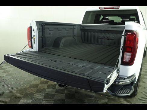Used 2023 GMC Sierra 1500 SLE AWD/4WD image 20