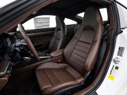 New 2026 Porsche 911 Carrera 4S image 5