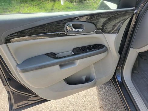 Used 2014 Buick Enclave Convenience AWD/4WD image 10