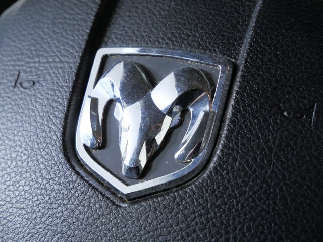 Used 2013 RAM 2500 SLT AWD/4WD image 33