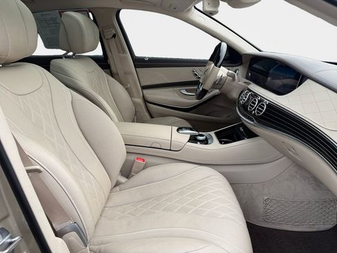 Used 2020 Mercedes-Benz S 560 Sedan image 19