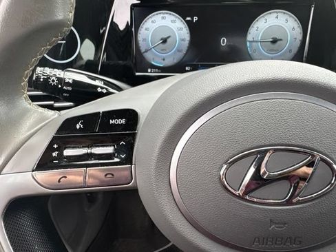 Used 2022 Hyundai Elantra SEL w/ Convenience Package FWD image 11