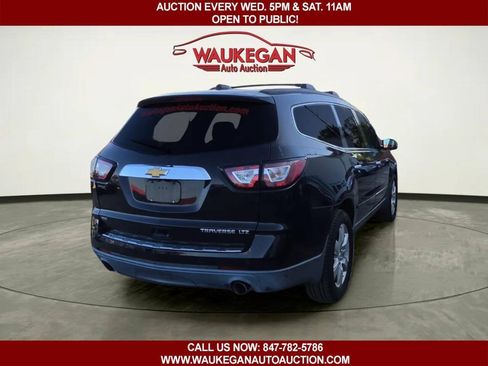 Used 2016 Chevrolet Traverse LTZ AWD/4WD image 3