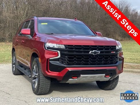 Certified 2024 Chevrolet Tahoe Z71 w/ Luxury Package image 9