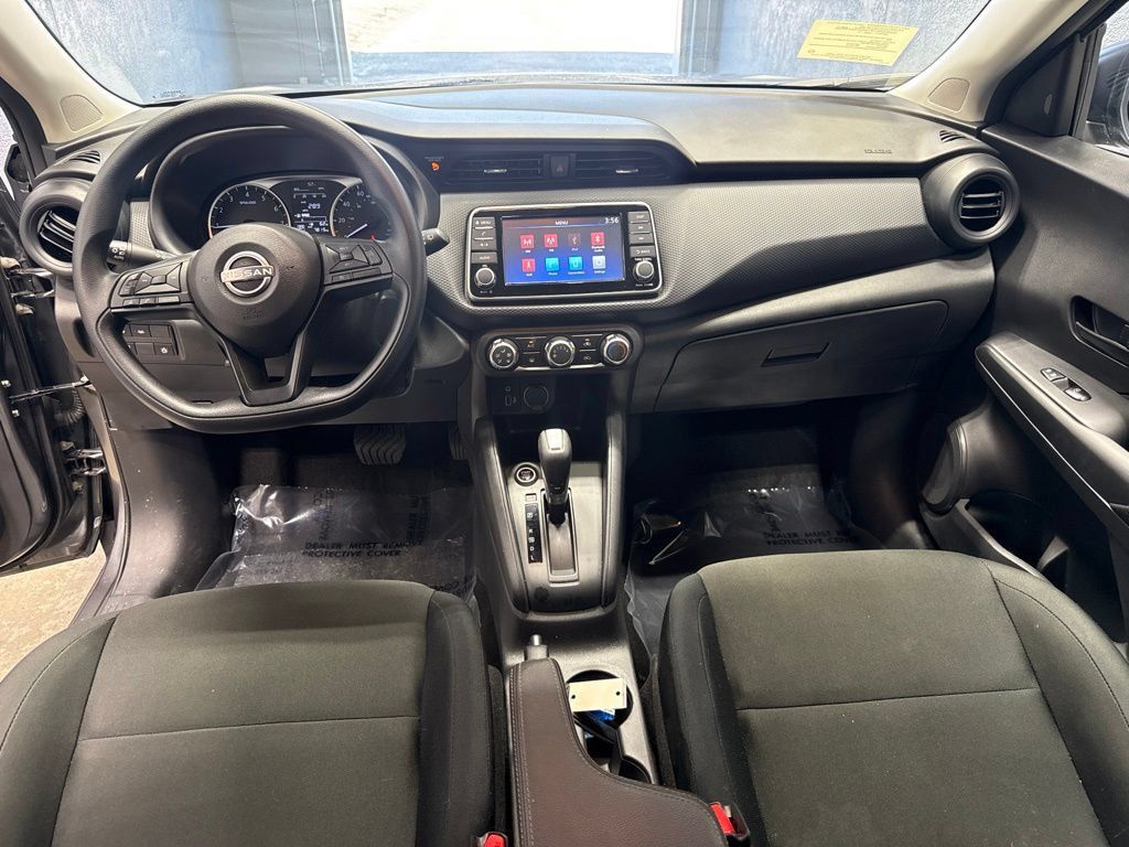 Used 2025 Nissan Kicks Play S FWD image 16