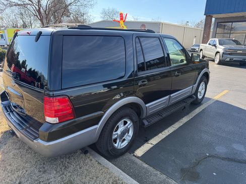 Used 2004 Ford Expedition Eddie Bauer image 4
