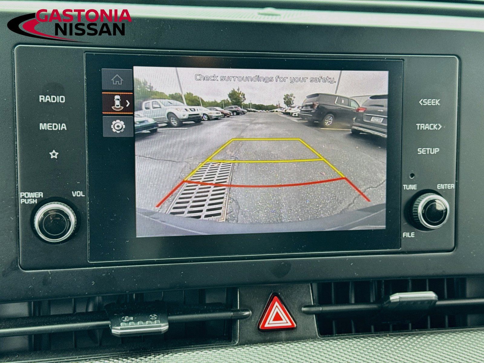 Used 2025 Kia Sportage LX FWD image 17