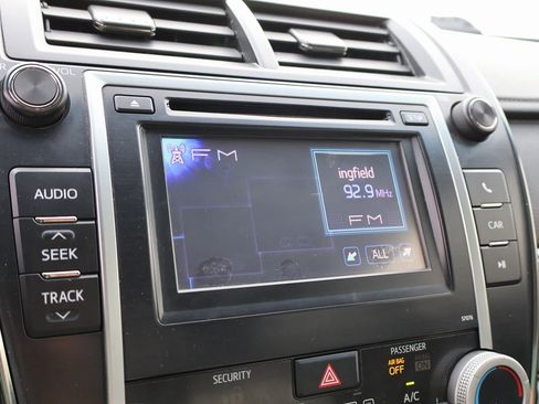 Used 2013 Toyota Camry SE image 33