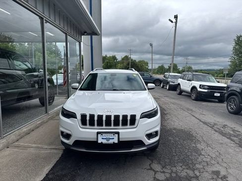Used 2019 Jeep Cherokee Limited AWD/4WD image 2