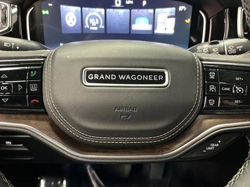 Used 2023 Jeep Grand Wagoneer Series II image 16