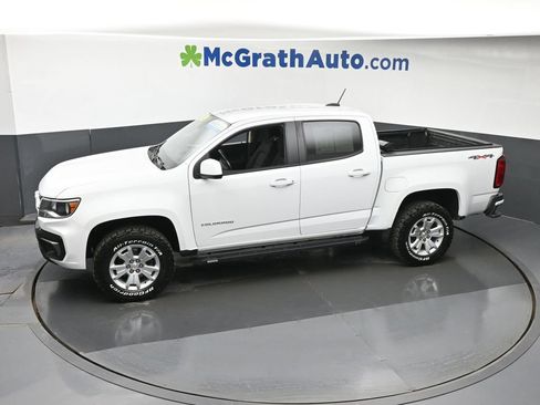 Used 2022 Chevrolet Colorado LT w/ Safety Package AWD/4WD image 20