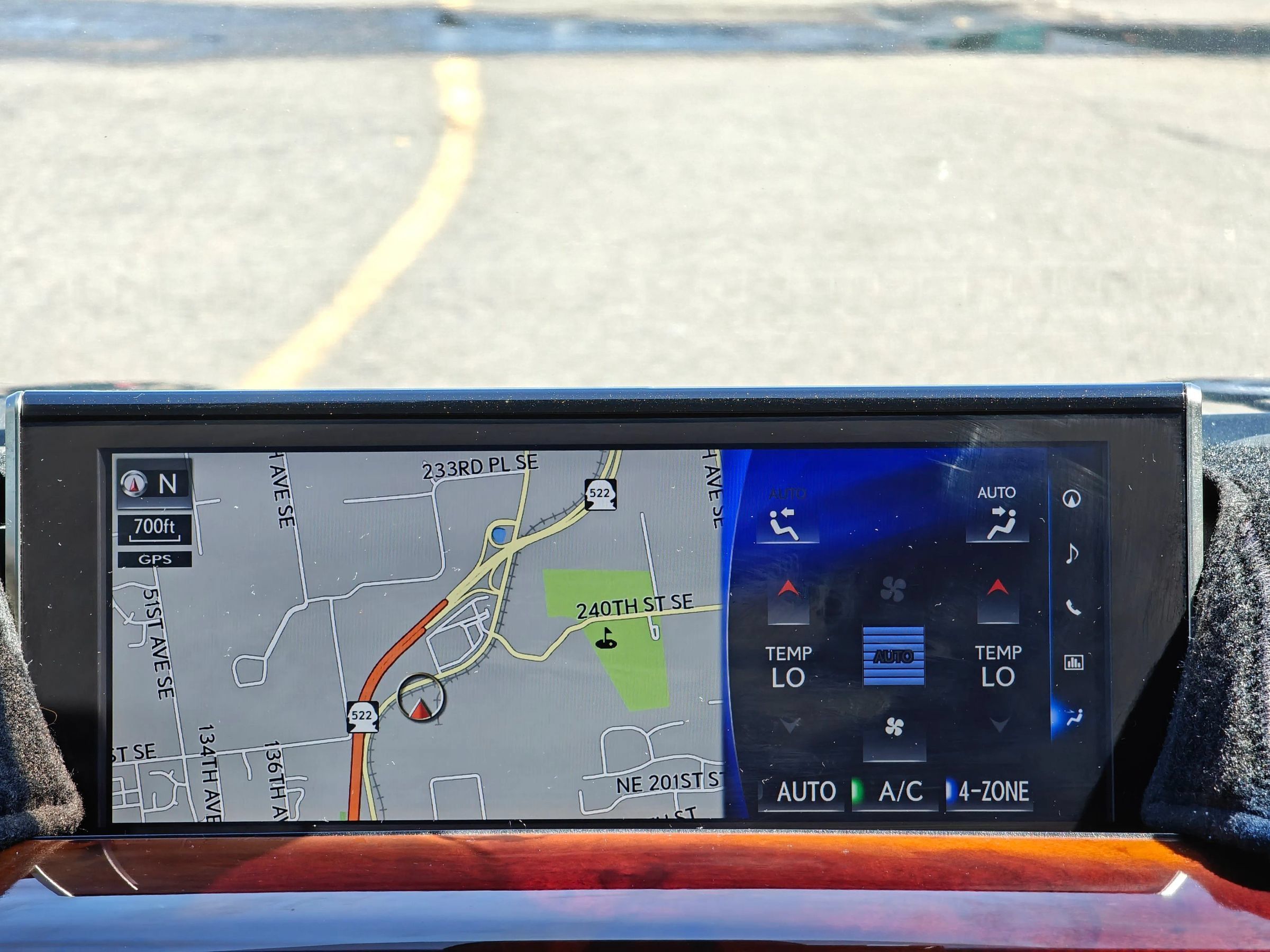 Used 2018 Lexus LX 570 4WD image 24