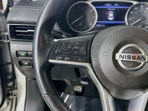 Used 2020 Nissan Sentra SV FWD image 14
