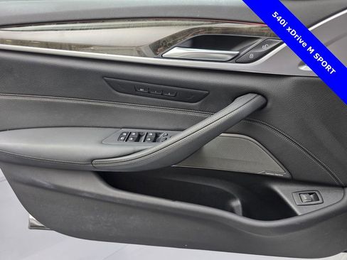 Used 2019 BMW 540i xDrive 540i xDrive w/ M Sport Package image 27