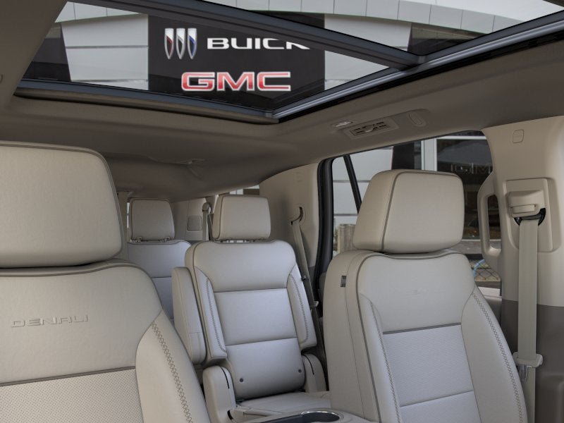 Used 2026 GMC Yukon Denali w/ Sun & Power Step Package AWD/4WD image 24