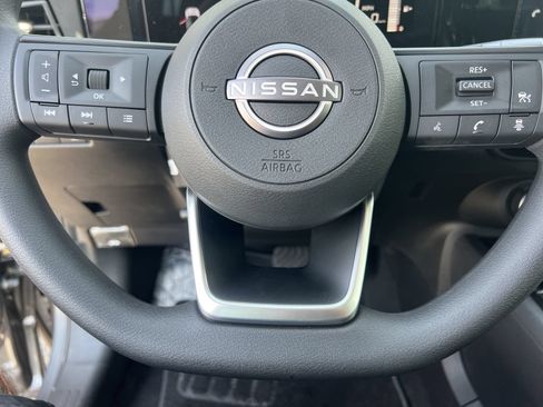 Used 2026 Nissan Kicks S FWD image 9