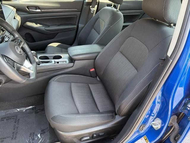 Certified 2025 Nissan Altima 2.5 SV w/ SV Premium Package FWD image 16