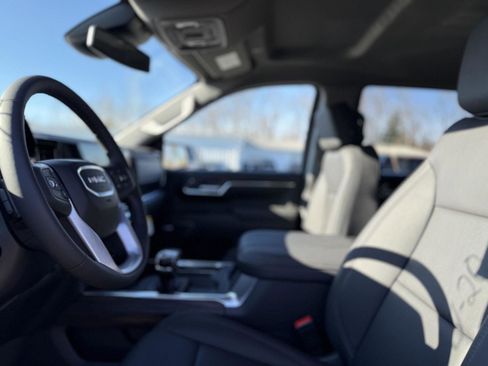 New 2026 GMC Sierra 1500 SLT w/ SLT Premium Plus Package image 13