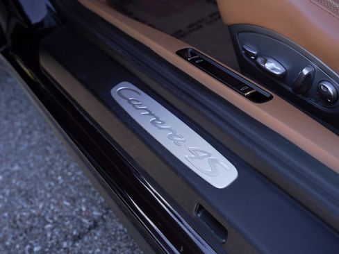 Used 2014 Porsche 911 Carrera 4S image 9