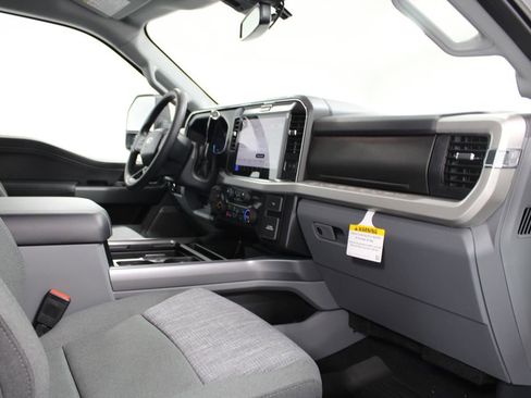 New 2026 Ford F250 XLT w/ XLT Premium Package image 29