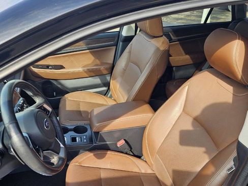 Used 2018 Subaru Outback 2.5i Touring image 14