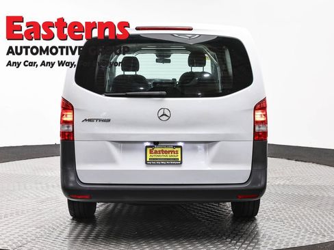 Used 2022 Mercedes-Benz Metris image 6