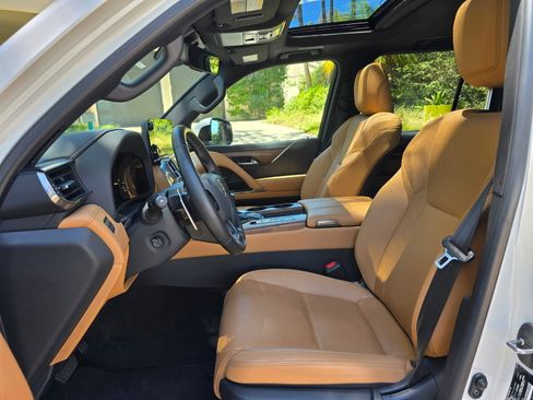 Used 2024 Lexus LX 600 4WD w/ Interior Upgrade Package image 37