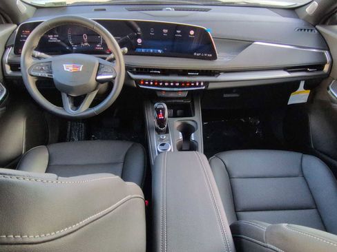 New 2025 Cadillac XT4 Premium Luxury image 13