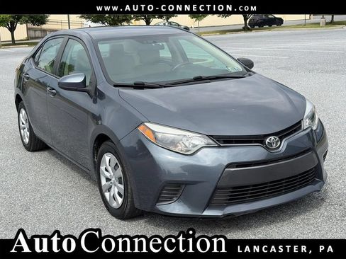 Used 2016 Toyota Corolla LE FWD image 1