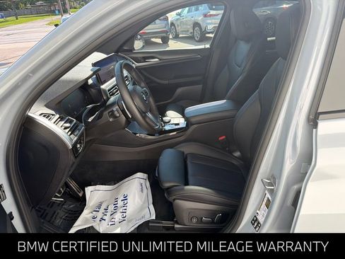 Used 2025 BMW X4 xDrive30i w/ M Sport Package AWD/4WD image 35