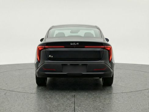 Used 2025 Kia K4 FWD image 7