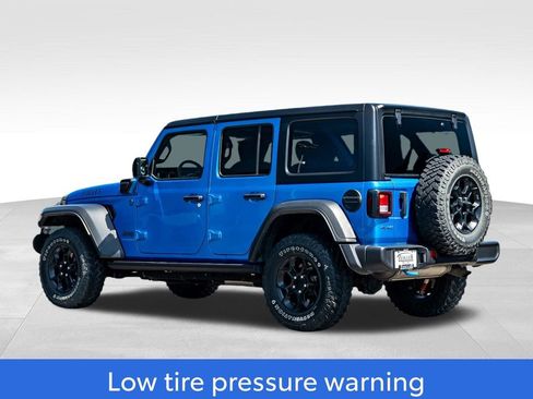 Used 2023 Jeep Wrangler Unlimited w/ Cold Weather Group AWD/4WD image 5